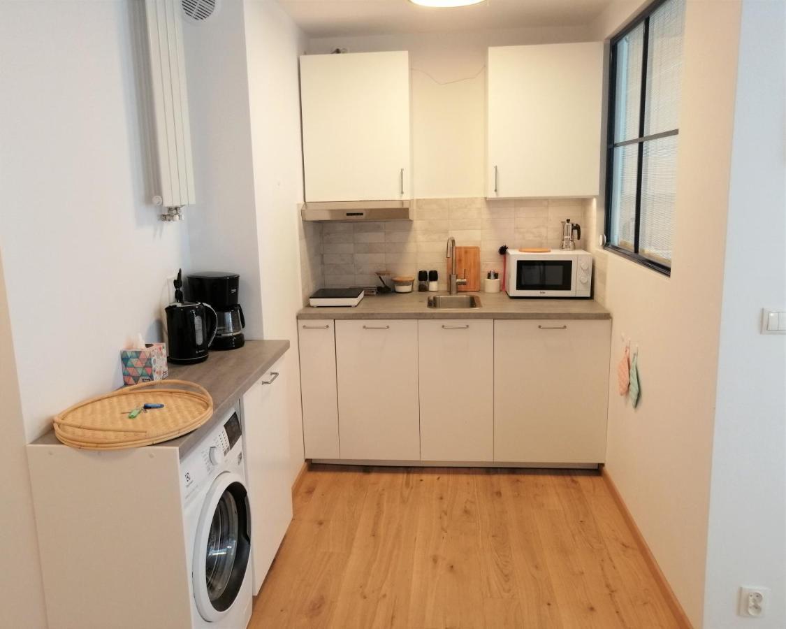 Meva Przy Plazy Apartment *